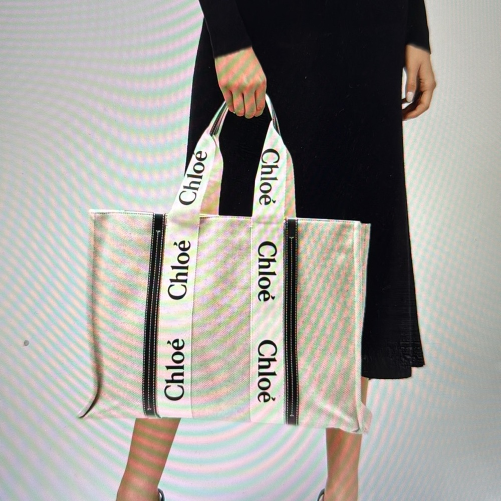 Chloé Beige Canvas Tote Bag - Picture 4 of 6